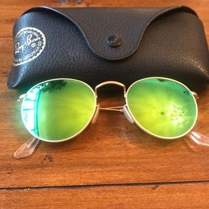 Round Polarized Ray Bans